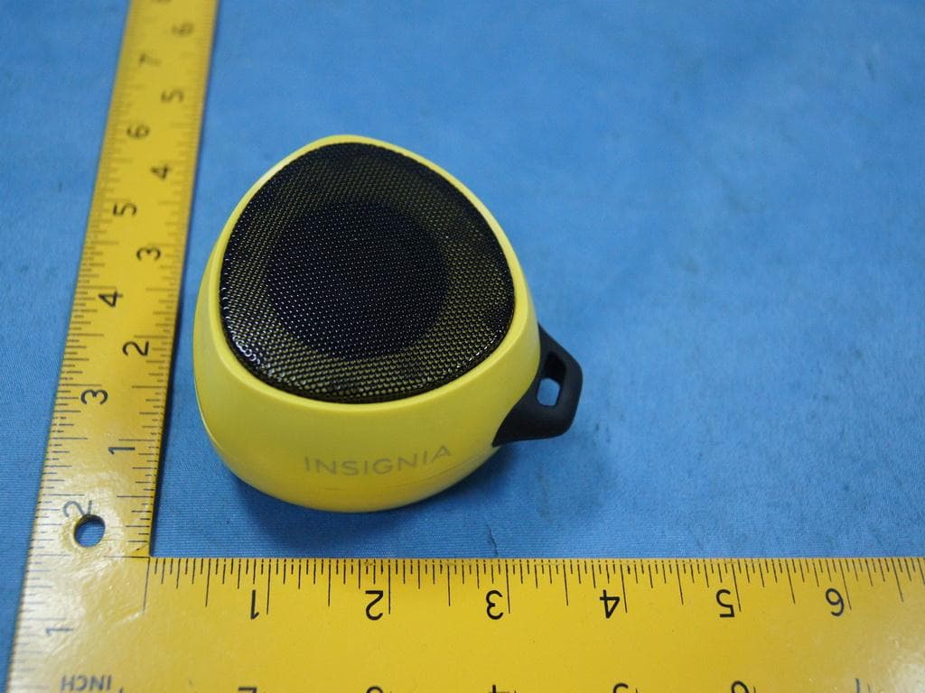 Bluetooth Portable Speaker with Handle - FCC ID Z5YNS-SPBT02 - Compupal Group Corporation (3)