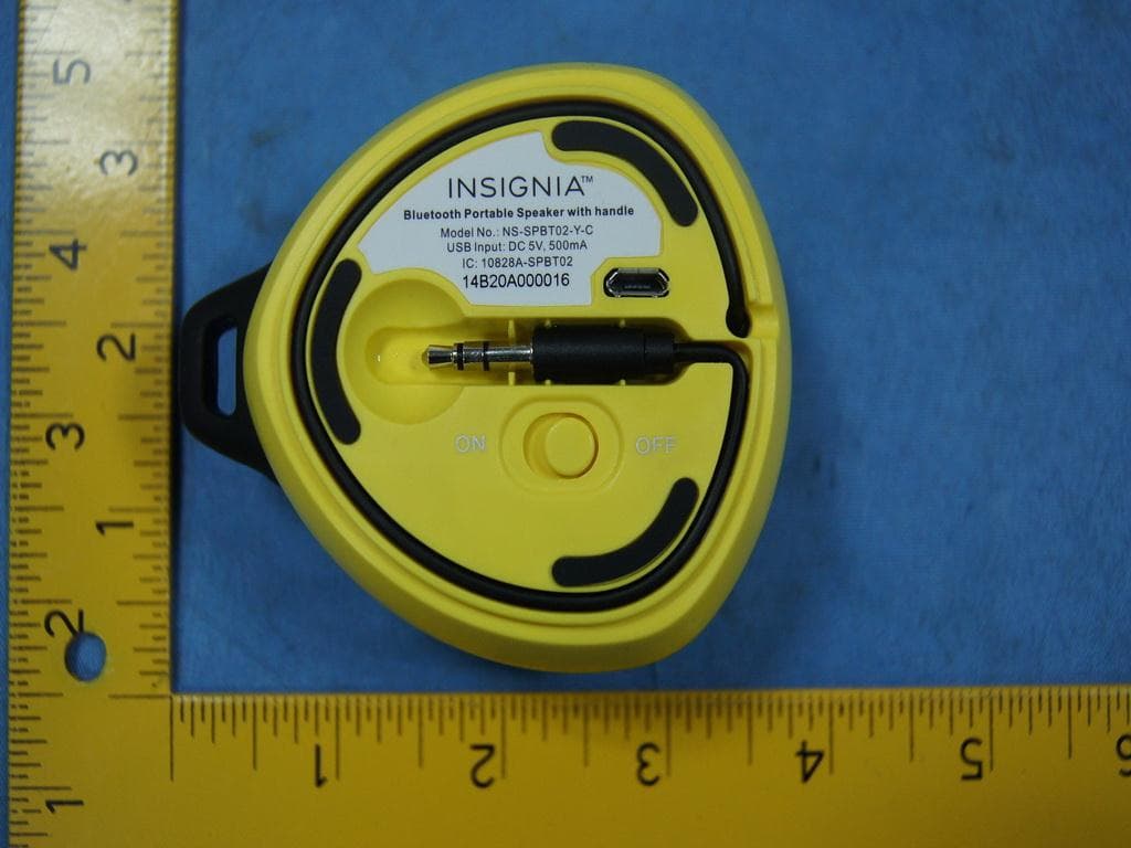Bluetooth Portable Speaker with Handle - FCC ID Z5YNS-SPBT02 - Compupal Group Corporation (4)