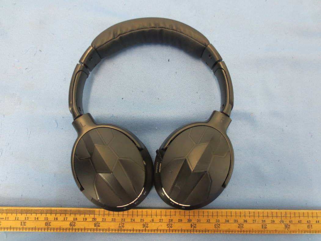 Bluetooth headset - FCC ID Z63-AONI80601 - SHENZHEN AONI ELECTRONIC CO., LTD.