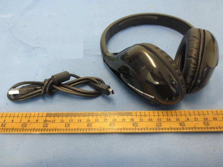 Bluetooth headset - FCC ID Z63-BT304BT307 - SHENZHEN AONI ELECTRONIC CO., LTD.