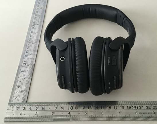 Bluetooth Headset - FCC ID Z63-BTHDP002 - SHENZHEN AONI ELECTRONIC CO., LTD.
