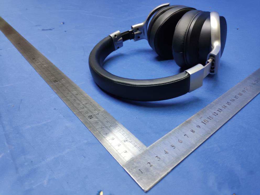 WIRELESS HEADPHONES - FCC ID Z63-K0MIXCDRE7 - SHENZHEN AONI ELECTRONIC CO., LTD. (4)