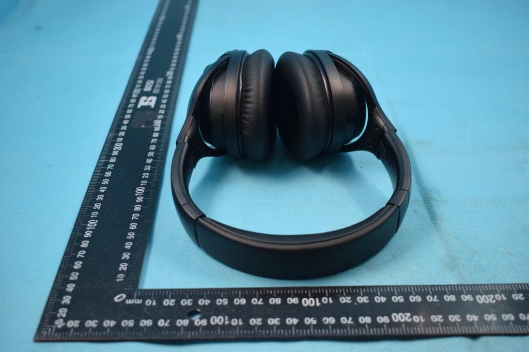 Bluetooth ANC Headphones - FCC ID Z63-P9B049 - SHENZHEN AONI ELECTRONIC CO., LTD. (4)