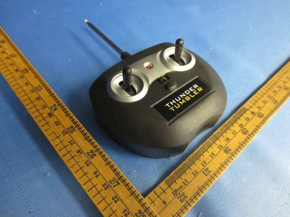 RC Monster car/Thunder Tumbler - FCC ID Z6QFC09549 - GUANGDONG FEILUN TECHNOLOGY INDUSTRIAL CO., LTD.