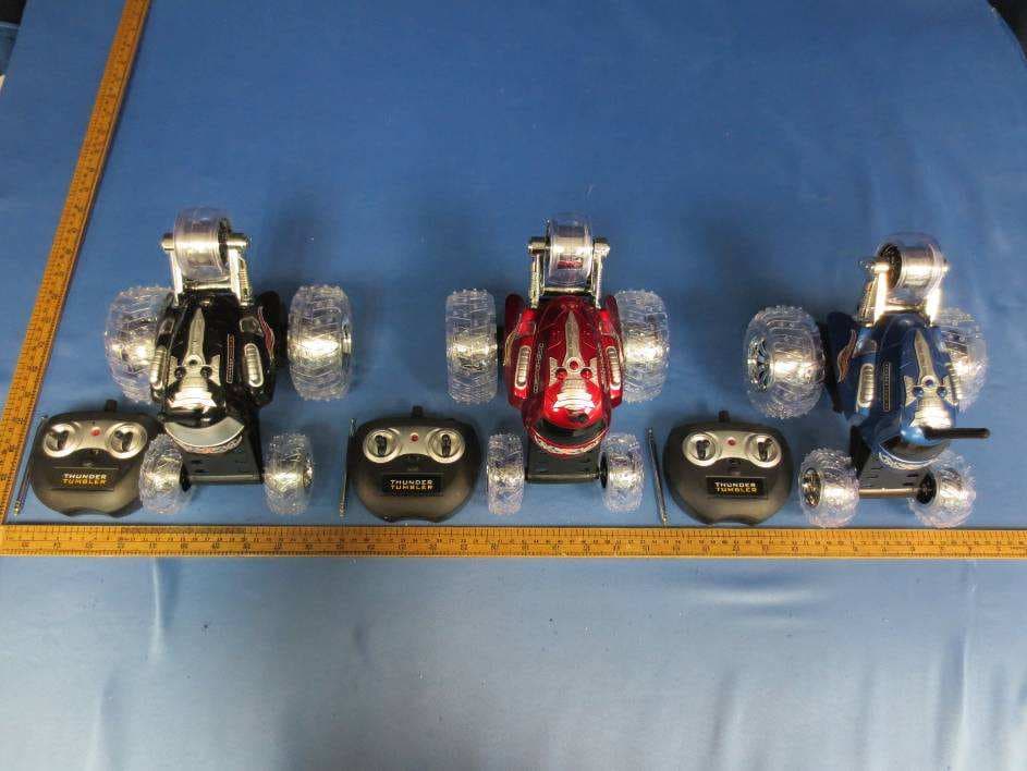 RC Monster car/Thunder Tumbler - FCC ID Z6QFC09549 - GUANGDONG FEILUN TECHNOLOGY INDUSTRIAL CO., LTD. (2)