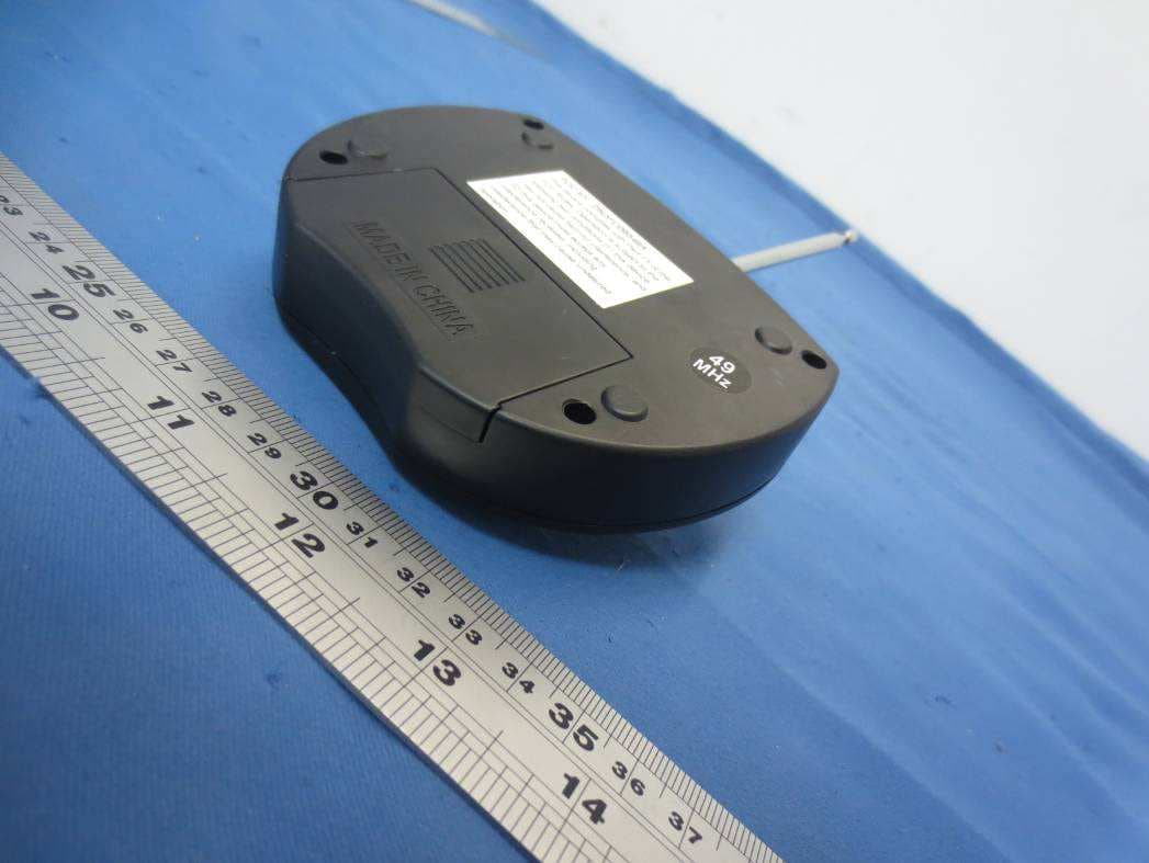 RC Monster Car - FCC ID Z6QFC09549A - GUANGDONG FEILUN TECHNOLOGY INDUSTRIAL CO., LTD. (4)