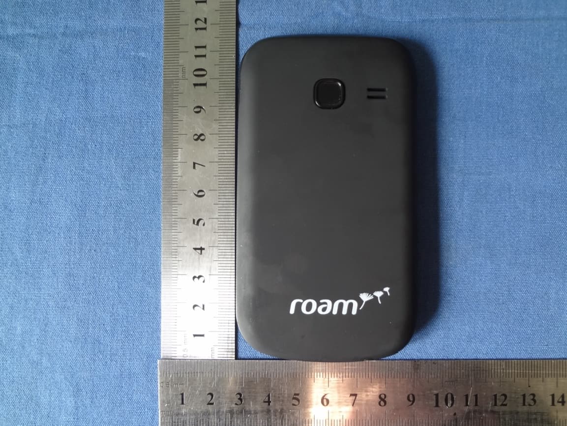 GSM MOBILE PHONE - FCC ID Z6RSMFB201 - Social Mobile Telecommunications (3)