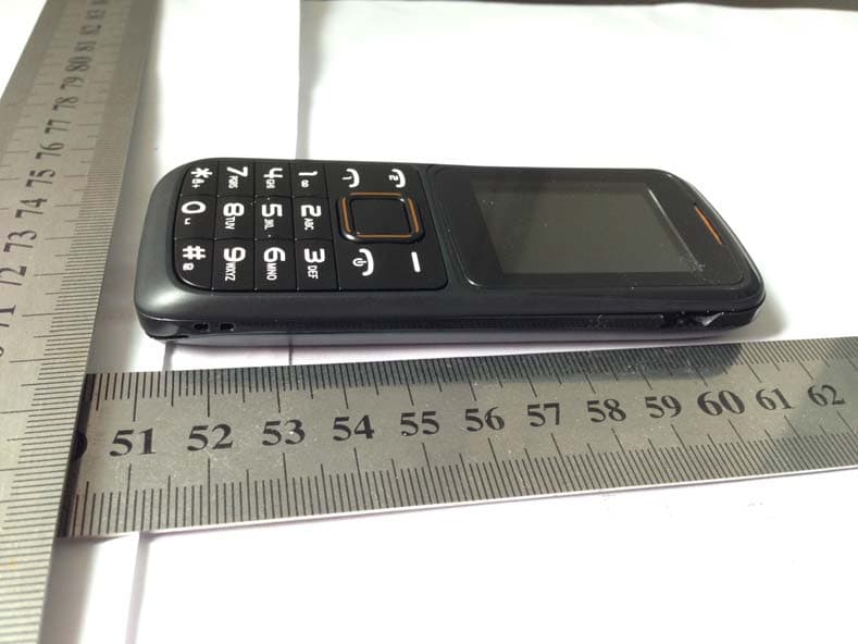Mobile Phone - FCC ID Z6RSMFB203 - Social Mobile Telecommunications (4)