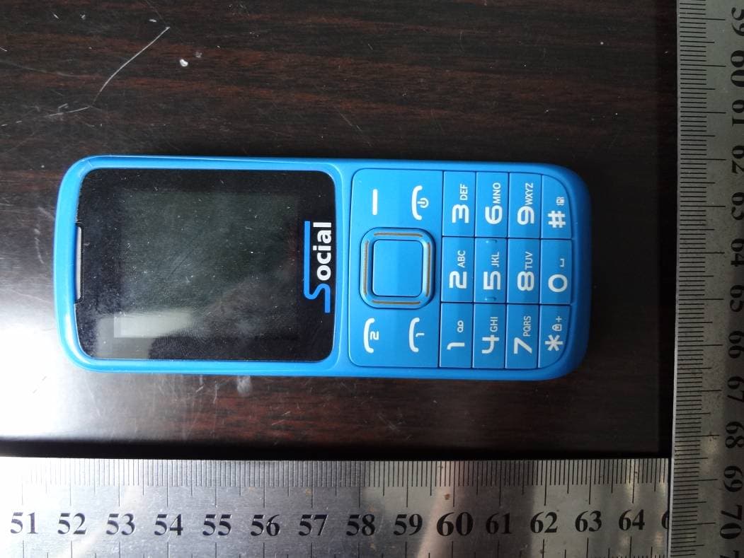 GSM MOBILE PHONE - FCC ID Z6RSMFB203A - Social Mobile Telecommunications (2)