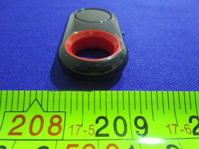 bluetooth shutter remote - FCC ID Z79ABS6 - HongKong AtoB Co. Ltd. (3)