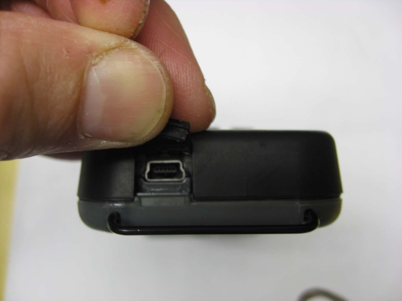 Base Universal Handheld Module - FCC ID Z7KUHH0032011 - Dwyer Instruments, Inc. (4)
