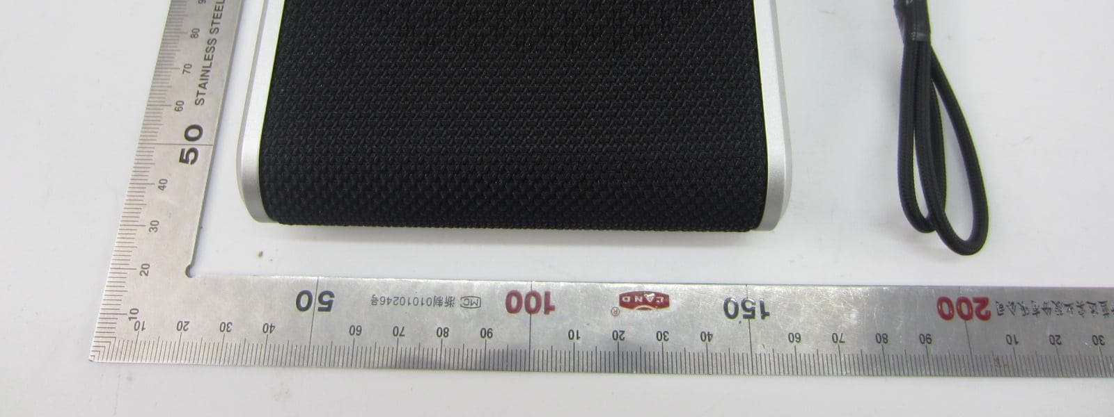 Bluetooth Speaker - FCC ID Z7RBBRG - BRAVEN LC (2)