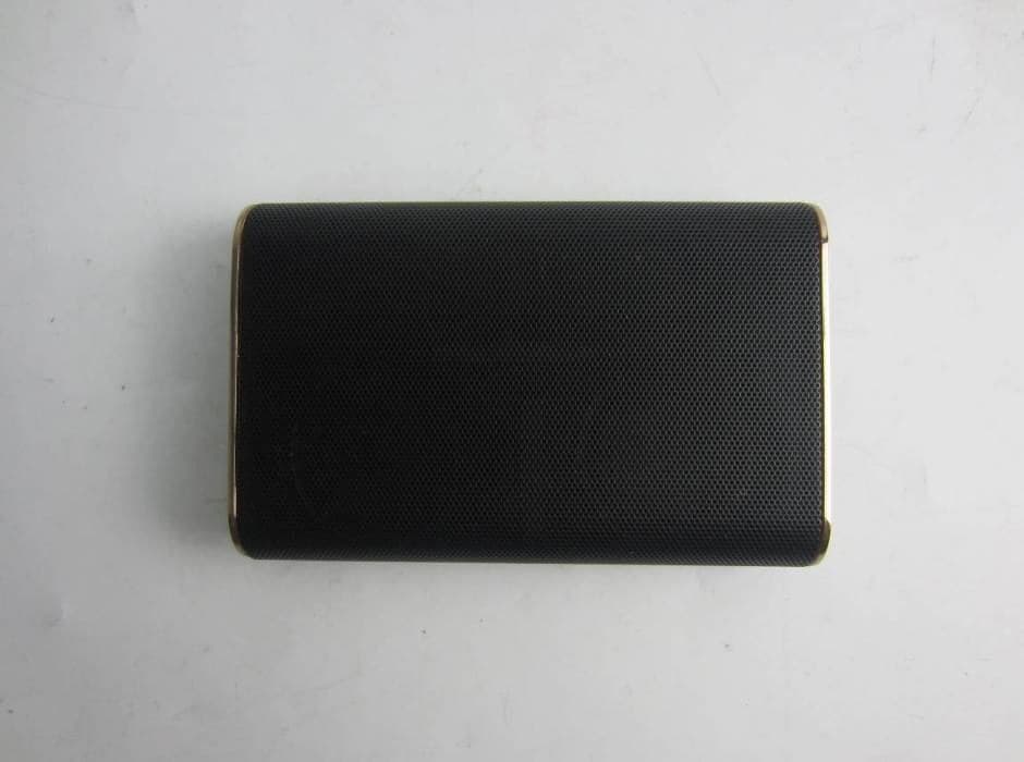 Portable wireless speaker - FCC ID Z7RBKS - BRAVEN LC (2)