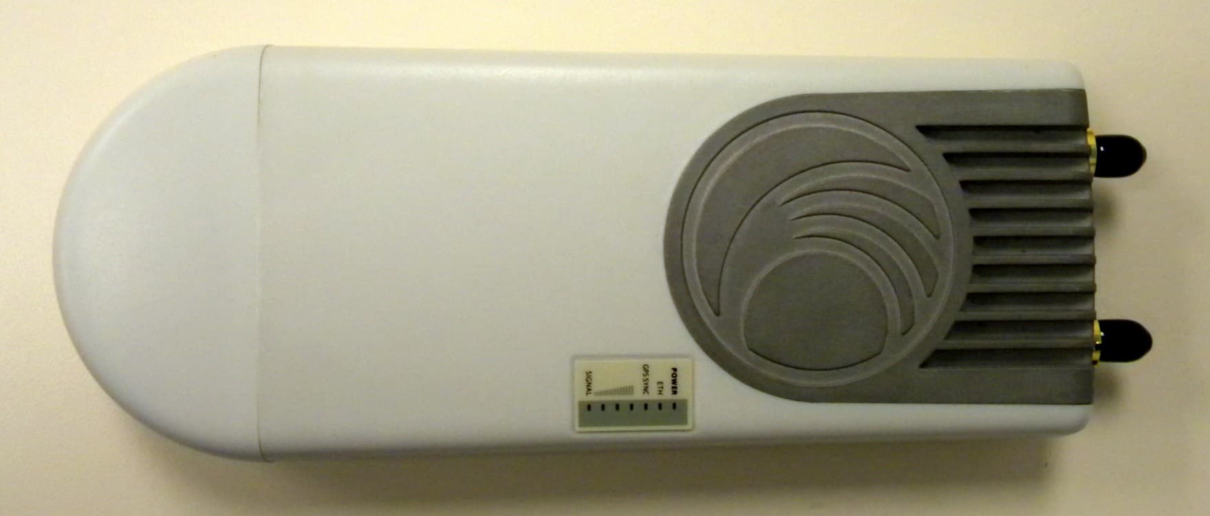 Dual Channel OFDM MIMO Access Point - FCC ID Z8H89FT0006 - Cambium Networks Inc.