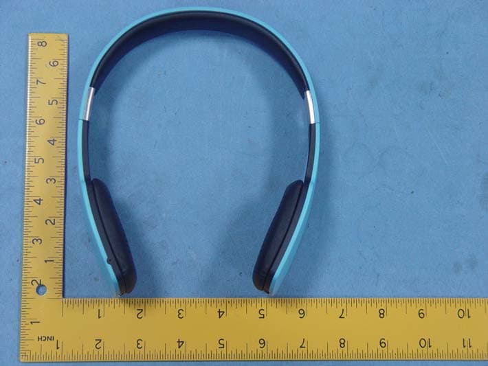 Bluetooth Headphone - FCC ID Z8VR-15BT - DAZA Electronics Company