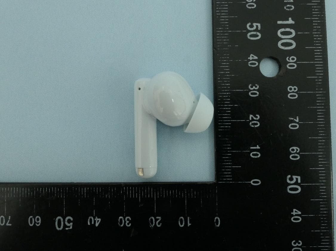 True Wireless Earbuds with Active Noise Cancellation - FCC ID Z9G-EDF222 - Edifier International Limited