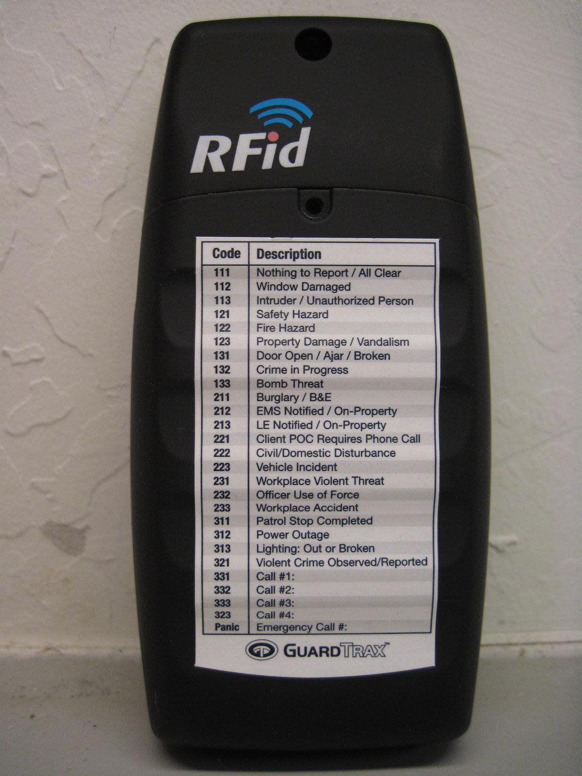 Tracking device - FCC ID ZAA-GT-900100 - Guardtrax  LLC