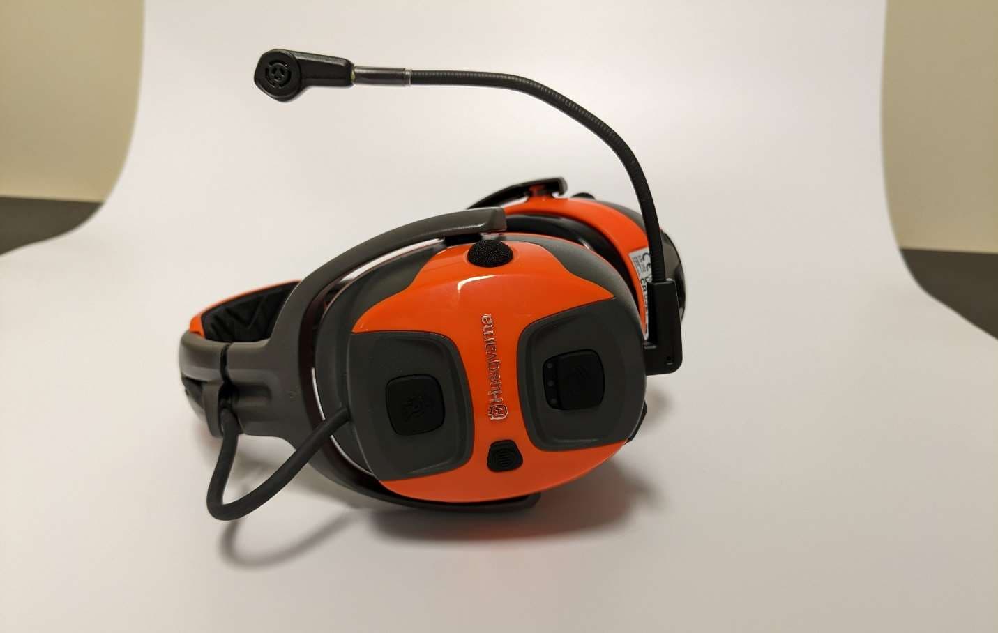 Electronic Hearing Protection - FCC ID ZASHP500 - HUSQVARNA AB (4)