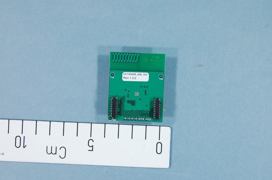 The CC1200EM-868-930 is a development tool for the sub-1 GHz CC1200 RF transceiver from Texas Instruments - FCC ID ZAT1200EM900 - Texas Instruments Inc. (3)