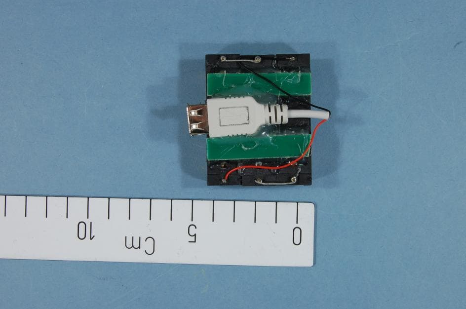 The CC2511Dongle is a development tool for TIs 2.4 GHz CC2511 proprietary System-on-Chip. - FCC ID ZAT2511USB - Texas Instruments Inc. (3)