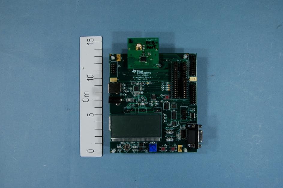 The CC2533EM is a development tool for TIs 2.4 GHz CC2533 IEEE 802.15.4 System-on-Chip. - FCC ID ZAT2533EM - Texas Instruments Inc.