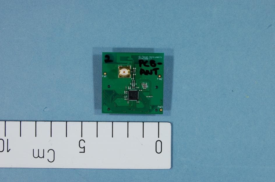 The CC2533EM is a development tool for TIs 2.4 GHz CC2533 IEEE 802.15.4 System-on-Chip. - FCC ID ZAT2533EM - Texas Instruments Inc. (2)
