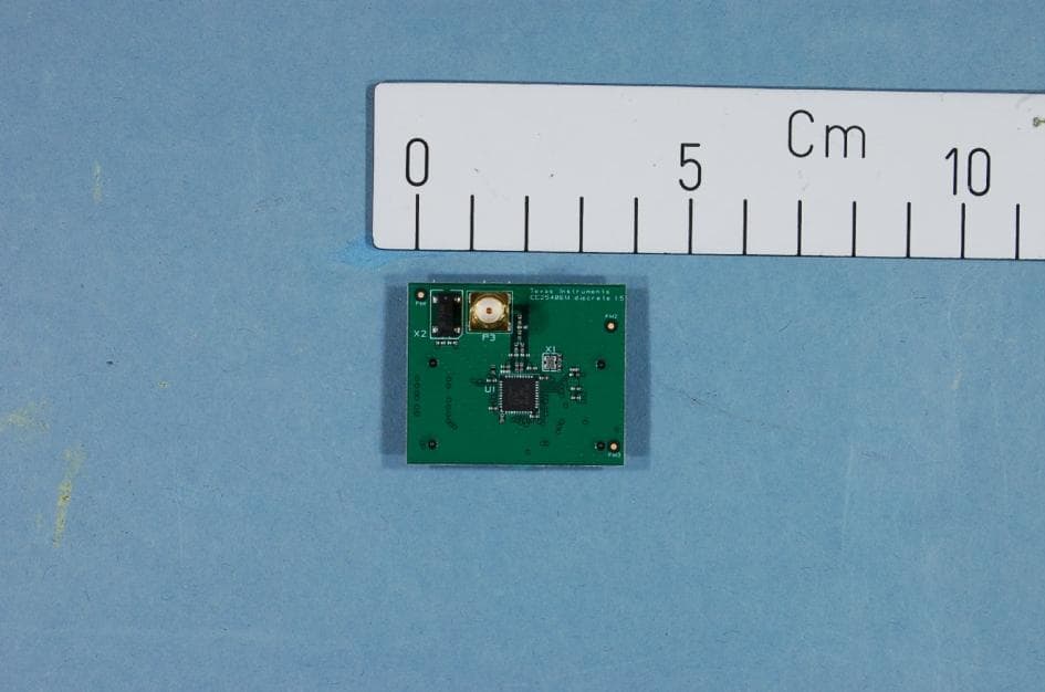 The CC2540EM is a development tool for TIs 2.4 GHz CC2540 Bluetooth low energy system-on-chip - FCC ID ZAT2540EM - Texas Instruments Inc. (3)
