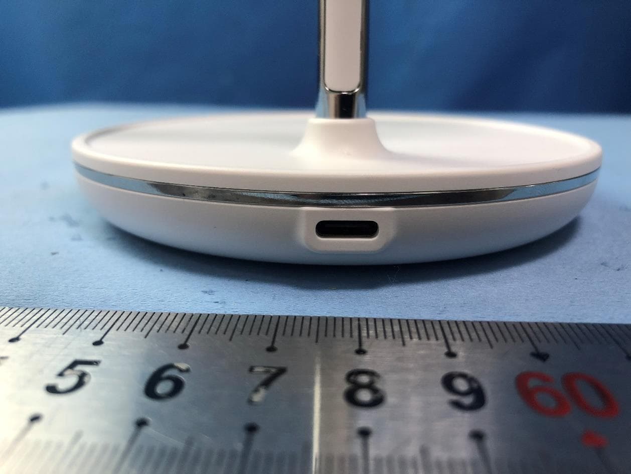3-in-1 Wireless Charger - FCC ID ZBC-TLL151391 - SHENZHEN DNS INDUSTRIES CO., LTD. (3)