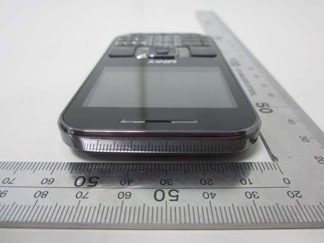 GSM Dual Band GPRS Digital Mobile Phone - FCC ID ZC4LX12 - Corporativo Lanix S.A. de C.V. (4)