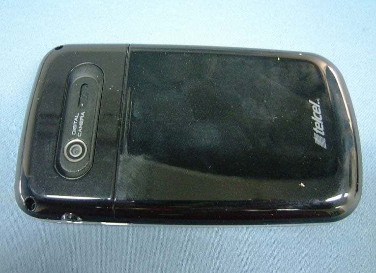 WCDMA Mobile Phone - FCC ID ZC4LX20 - Corporativo Lanix S.A. de C.V. (2)