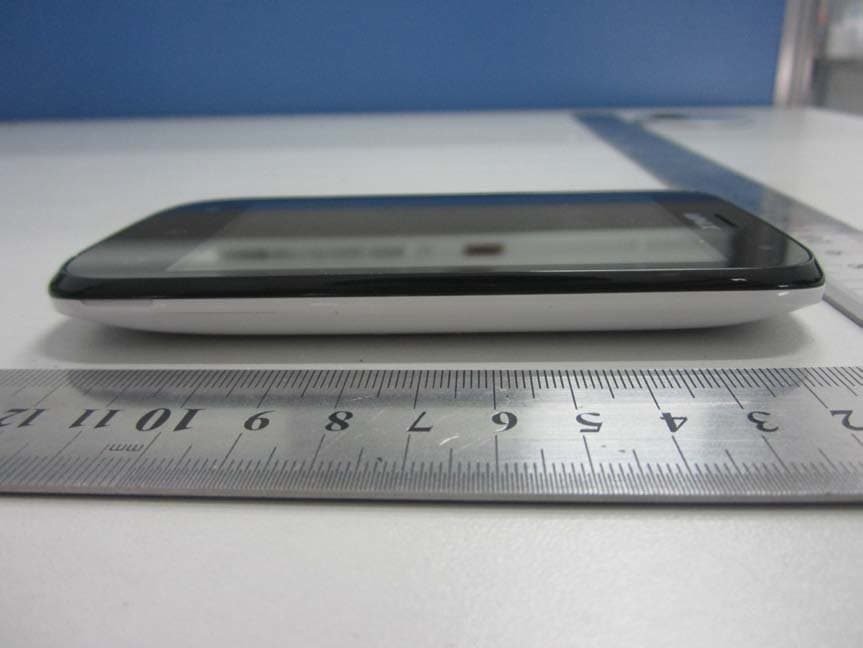 Smart phone - FCC ID ZC4S215 - Corporativo Lanix S.A. de C.V. (2)