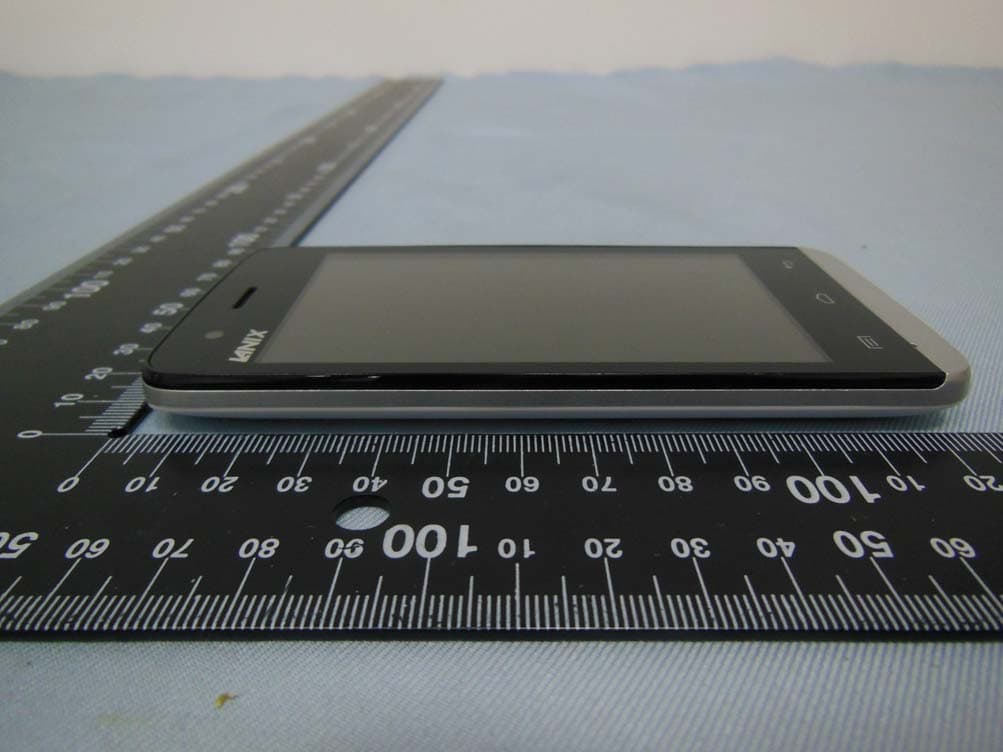 Mobile Phone - FCC ID ZC4S220 - Corporativo Lanix S.A. de C.V. (3)