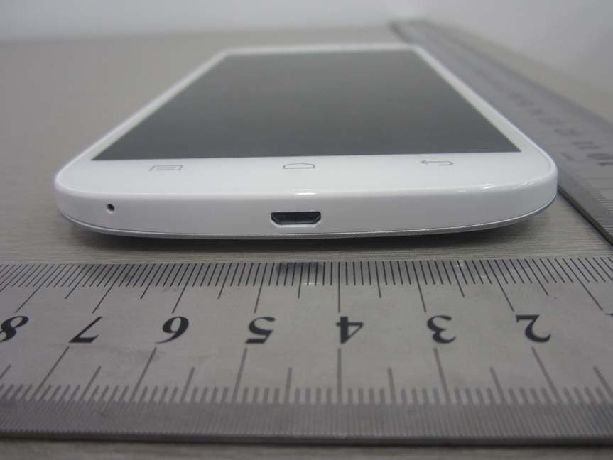 Smart Phone - FCC ID ZC4S700 - Corporativo Lanix S.A. de C.V. (5)