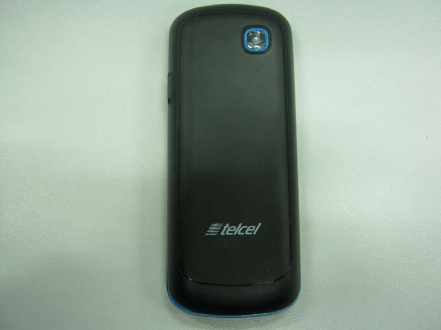 GSM Phone - FCC ID ZC4W30 - Corporativo Lanix S.A. de C.V. (2)