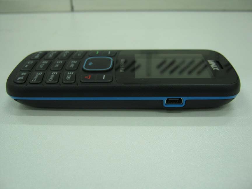 GSM Phone - FCC ID ZC4W30 - Corporativo Lanix S.A. de C.V. (3)