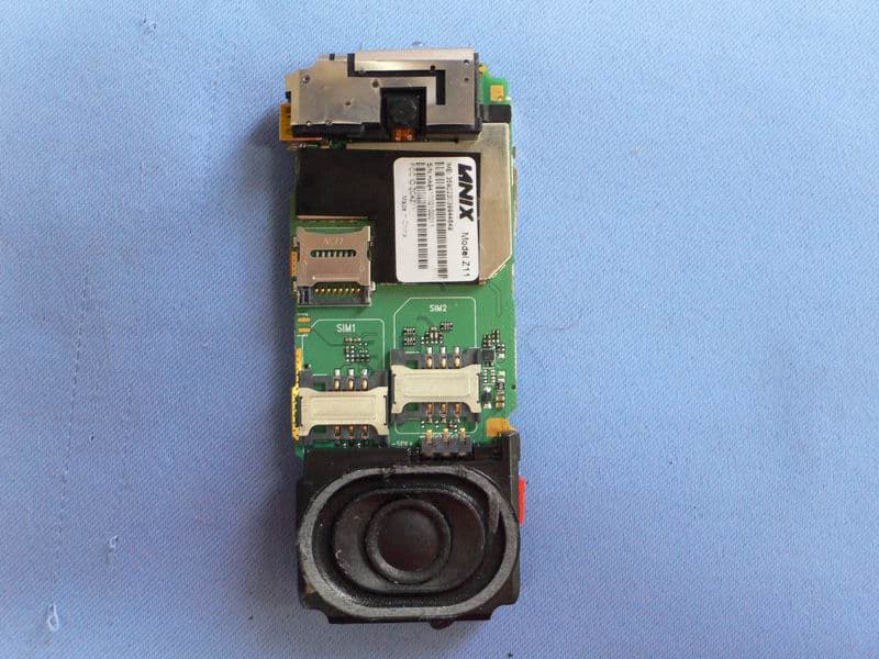 Mobile Phone - FCC ID ZC4Z11 - Corporativo Lanix S.A. de C.V. (5)
