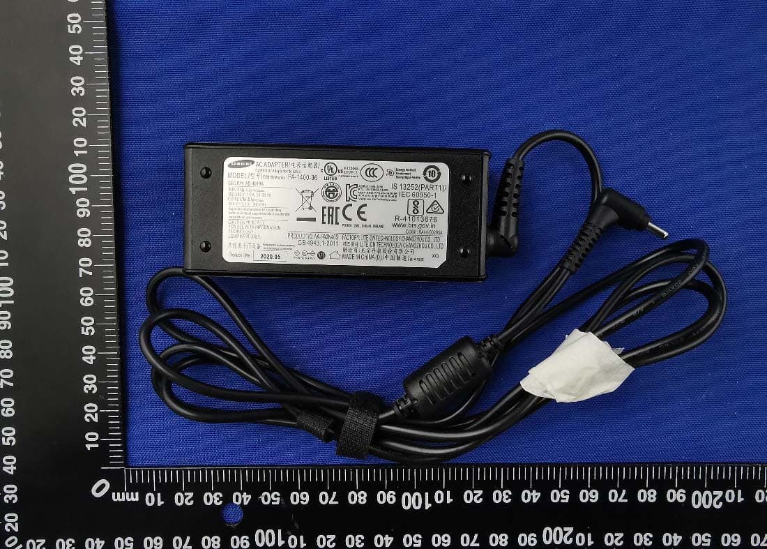 Notebook Computer - FCC ID ZCANP550XDAC - SAMSUNG Electronics Co., Ltd. (2)