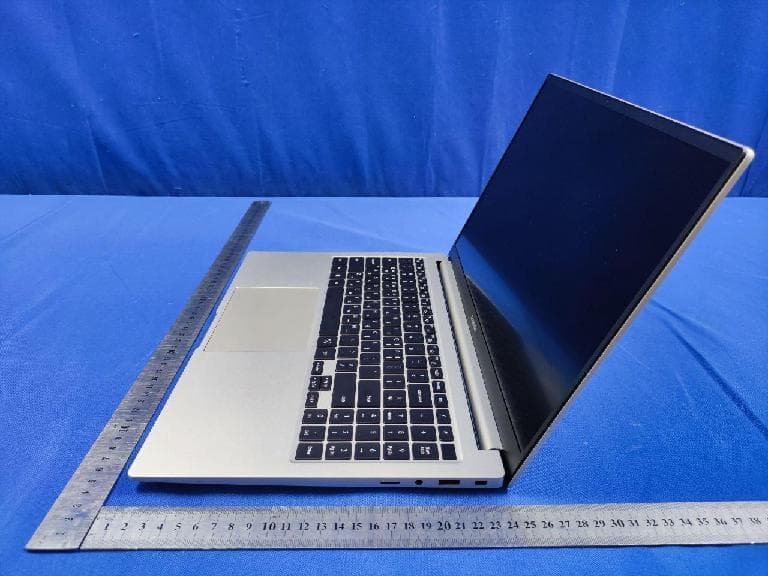 Notebook PC - FCC ID ZCANP750XFG - SAMSUNG Electronics Co., Ltd. (4)