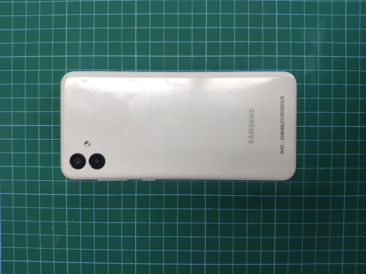 Multi-band GSM/WCDMA/LTE mobile phone with Bluetooth, WLAN - FCC ID ZCASMA045M - SAMSUNG Electronics Co., Ltd. (5)