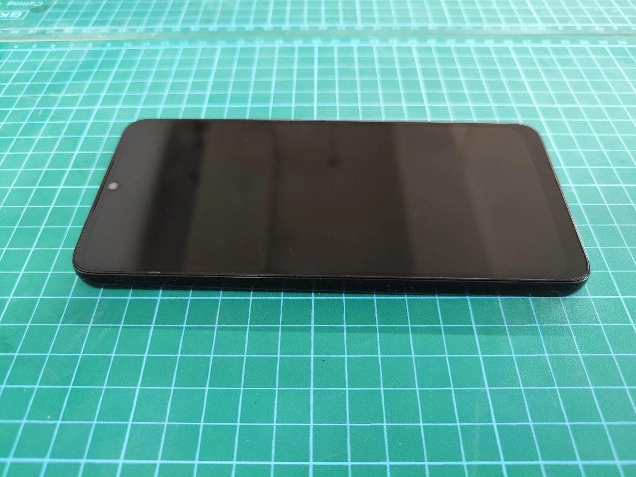 Multi-band GSM/WCDMA/LTE Phone with Bluetooth,WLAN - FCC ID ZCASMA055M - SAMSUNG Electronics Co., Ltd. (5)