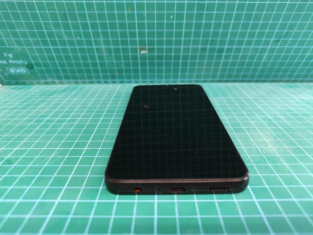 Multi-band GSM/WCDMA/LTE Phone with Bluetooth,WLAN - FCC ID ZCASMA055M - SAMSUNG Electronics Co., Ltd. (3)