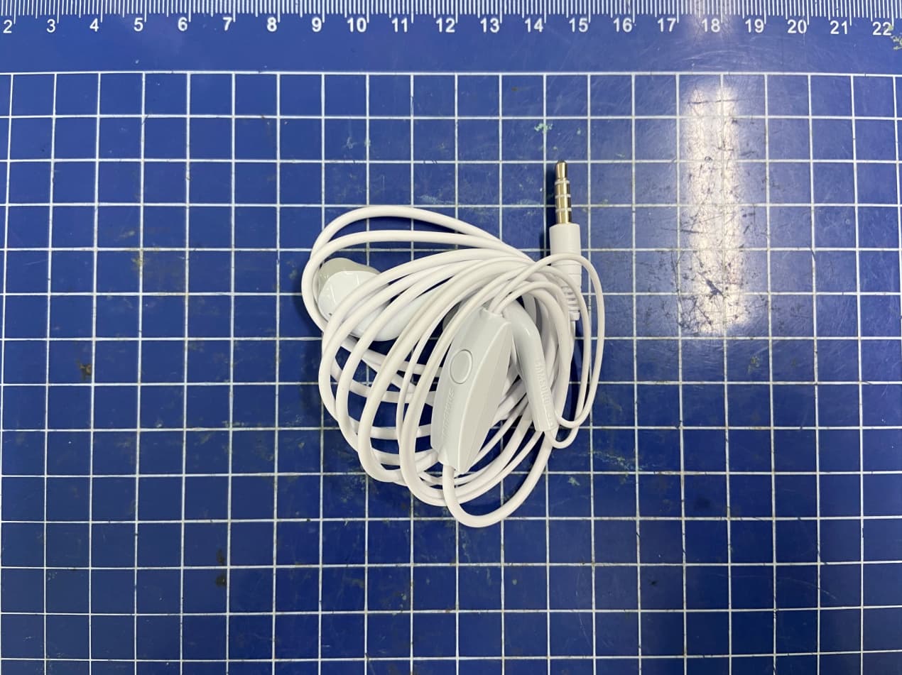 Multi-band GSM/WCDMA/LTE phone with Bluetooth, WLAN - FCC ID ZCASMA215U - SAMSUNG Electronics Co., Ltd.