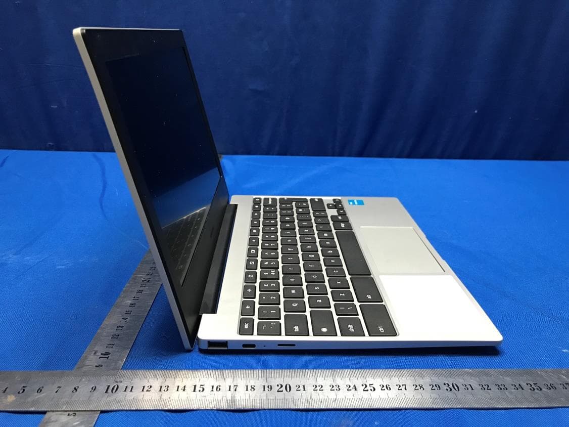 Notebook PC - FCC ID ZCAXE315XDA - SAMSUNG Electronics Co., Ltd. (4)
