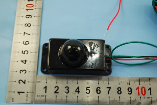 Tachometer for wireless shift light tube - FCC ID ZCD67007BASE - Heng Ke Metal Works (2)