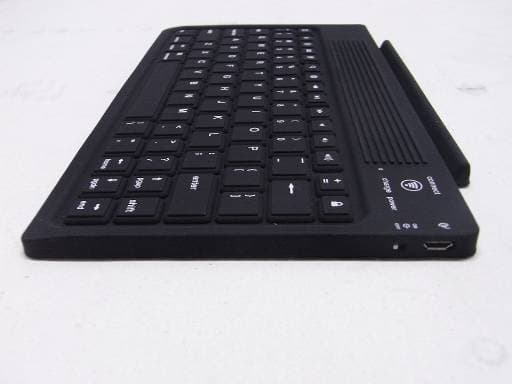 PU CASE WITH KEYBOARD - FCC ID ZCF-P1013 - Shenzhen Phaeton Nice Electronic High-tech Co. Ltd. (2)