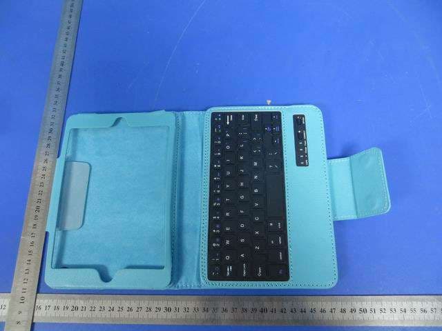 Bluetooth Keyboard Case - FCC ID ZCFHT-1318 - Shenzhen Phaeton Nice Electronic High-tech Co. Ltd. (2)