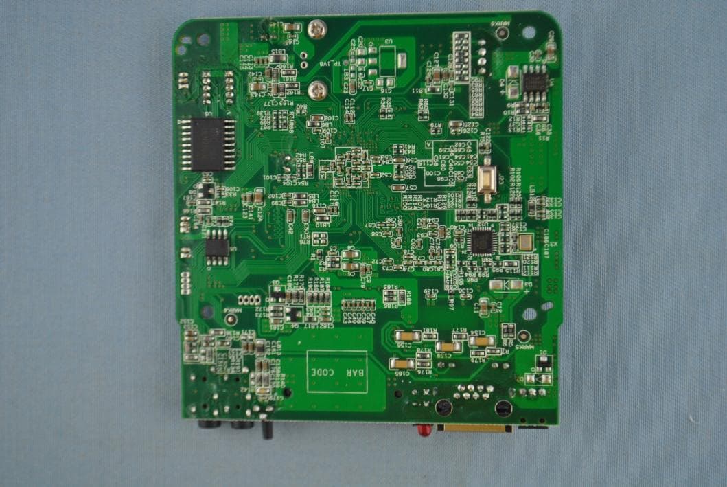 Indoor HD Pan/Tilt Wireless IP Camera - FCC ID ZDEFI9821W - ShenZhen Foscam Intelligent Technology Co., Ltd.