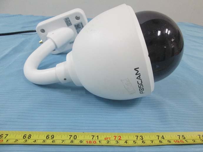 FHD Wireless IP Camera - FCC ID ZDEFI9828PV2 - ShenZhen Foscam Intelligent Technology Co., Ltd. (4)