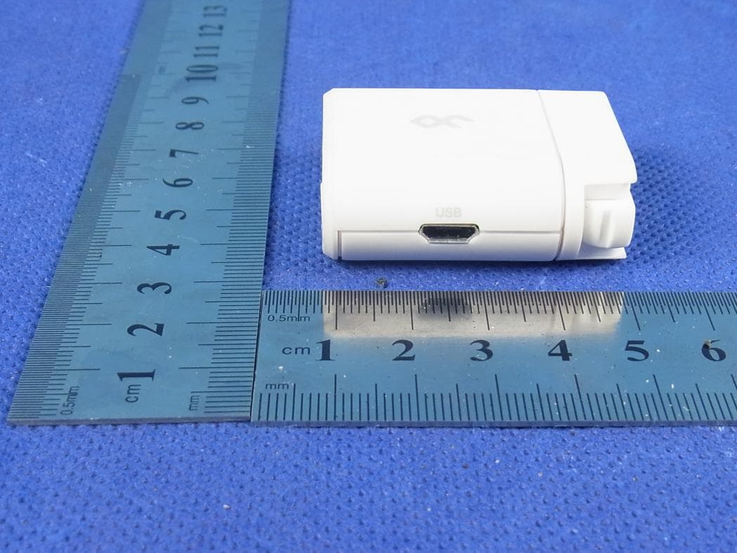 Wireless Music Receiver - FCC ID ZDMBF4090BT - First Act Inc. (4)
