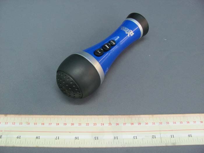 First Act Voice Rockrz Microphone - FCC ID ZDMVCKRZ - First Act Inc. (2)